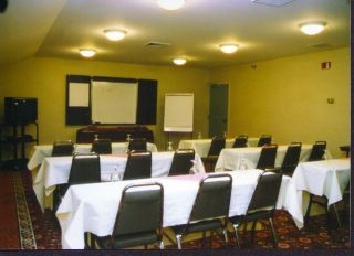 Comfort Suites - 