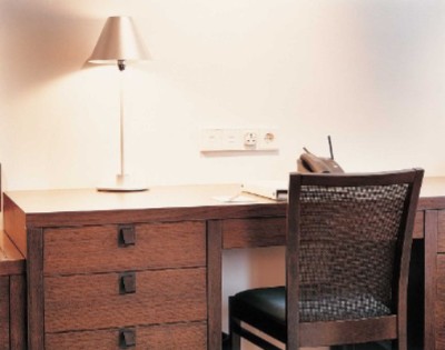 The Metropolitan Bangkok - Working Desk In Room