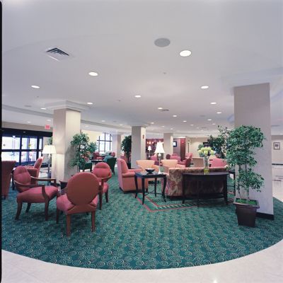 Courtyard by Marriott Wichita at Old Town - Lobby