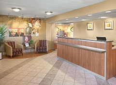 Red Roof Inn - 