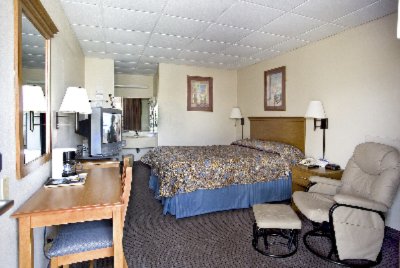 Shoney's Inn - Queen Room
