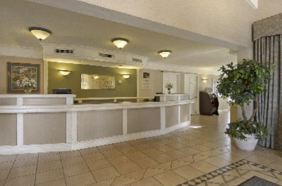 Baymont Inn - Lobby