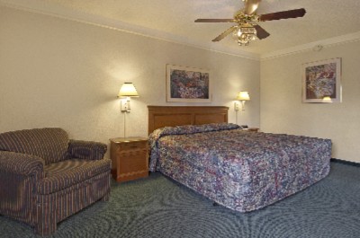 Baymont Inn - Suite Room