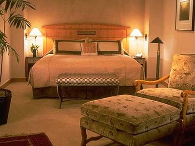 Bellevue Club Hotel - Deluxe Guest Room