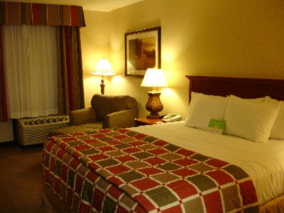La Quinta Inn & Suites Thousand Oaks - 