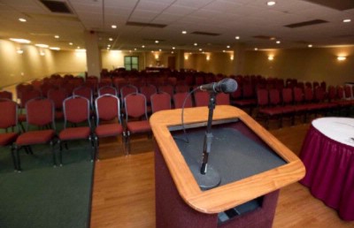 Ramada Hotel & Convention Center - Oval Room