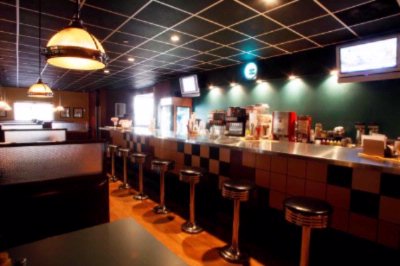 Ramada Hotel & Convention Center - Uncle Bo's T-town Bar - Located On The Lower Level Of The Ramada