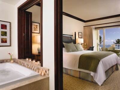 Outrigger Waipouli Beach Resort & Spa - Bedroom