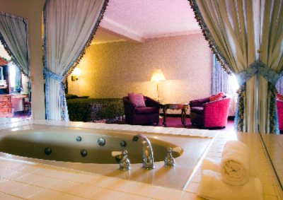 Brookhurst Plaza Inn - 