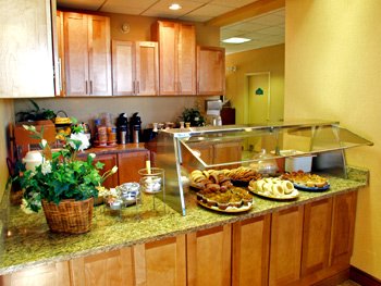 Complimentary Continental Breakfast Daily