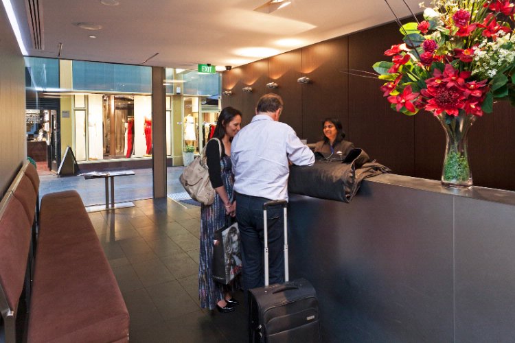 Hotel Causeway - 