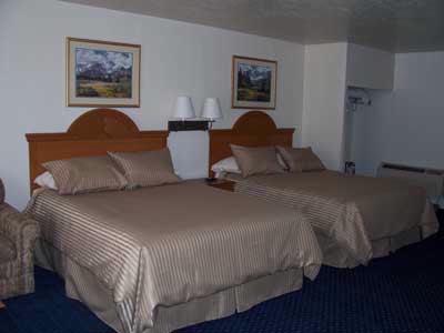 Royal Gorge Inn - 