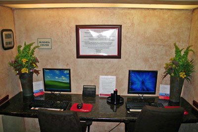 Ramada Love Field - Business Center