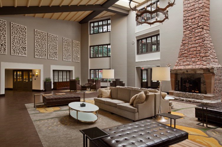 Embassy Suites Hotel Napa Valley - Deluxe King Suite In Napa
