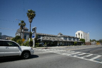 Golden Key Hotel - 