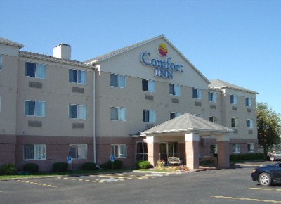 Brooklyn Center Comfort Inn - 