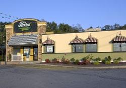 Howard Johnson Hotel - 