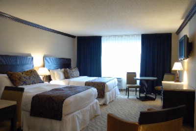 L'hotel De La Montagne - Contempary Deluxe Room With Two Queen Beds