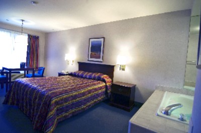Empire Inn & Suites - Whirlpool Suites With Indoor Hot Tub