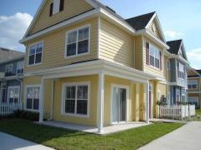3 & 4 Bedrooms Town-homes