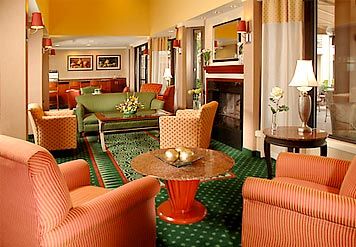 Scottsdale Courtyard by Marriott at Mayo Clinic - Our Elegant Lobby Is The Site Of Our New 24-hour Market And The Courtyard Café Where You Can Enjoy Our Hearty Breakfast Every Morning. Relax Any Time Of Day Or Night Before The Fireplace. Enjoy A Complimentary Usa Today Or Just Sit Back And Watch Tv
