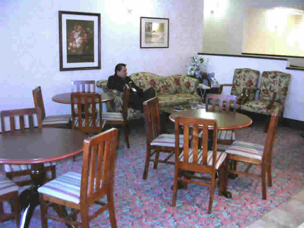 Comfort Inn by The Galleria - Breakfast Area