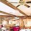 Restaurant / Lounge