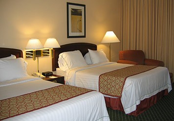 Covington Courtyard - Queen Queen Room