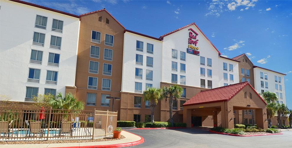 Image of Red Roof Inn San Antonio Downtown Riverwalk