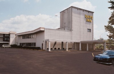 Days Inn Central - 