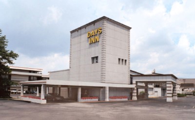 Days Inn Central - 