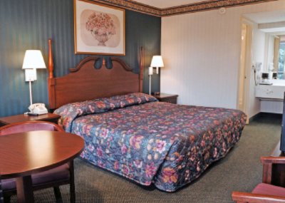 Days Inn Central - 