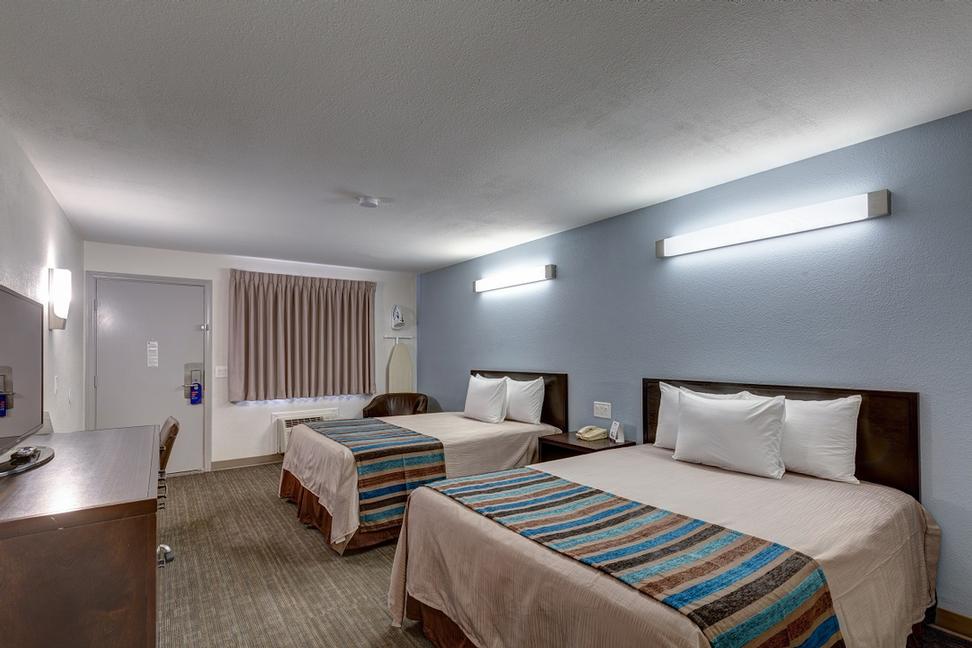 Good Nite Inn Seaworld - 
