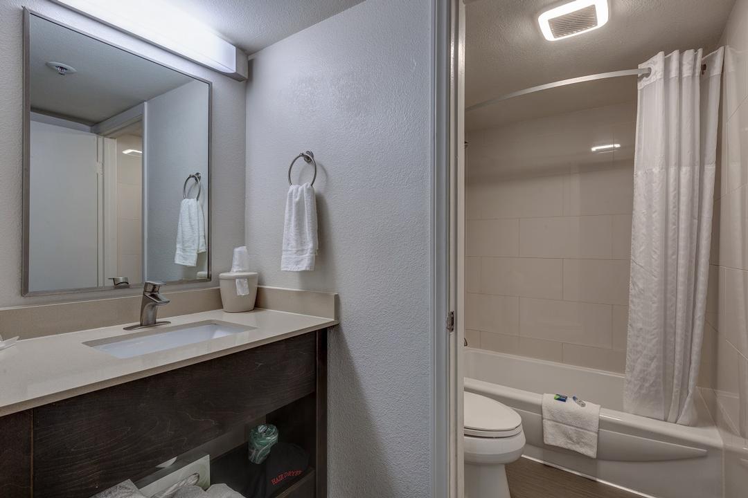 Good Nite Inn Seaworld - 