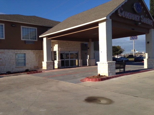 Comfort Suites