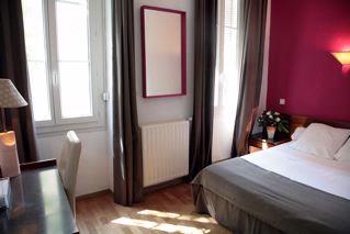 Hotel Edmond Rostand - 