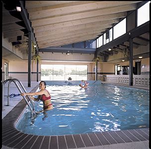 Best Western Black Bear Inn - Pool Area