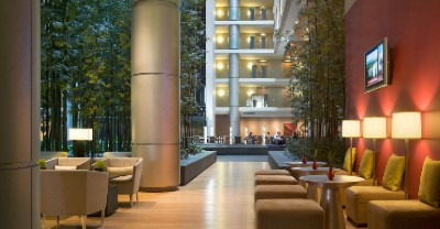 Westin Detroit Metropolitan Airport - Atrium Lobby