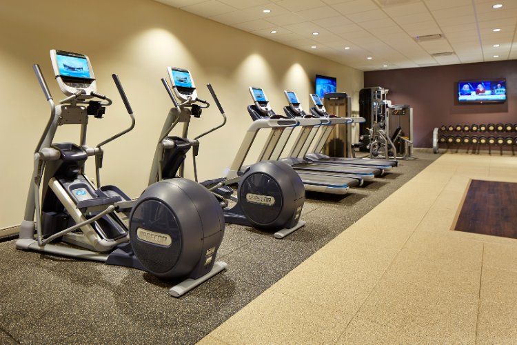 Hilton Long Beach & Executive Meeting Center - Gym