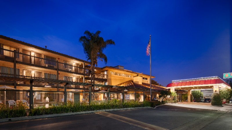 Best Western Executive Inn - Lobby