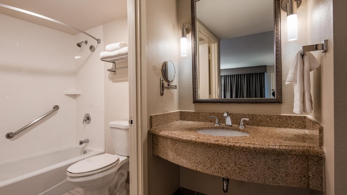 Best Western Executive Inn - Bathroom Vanity