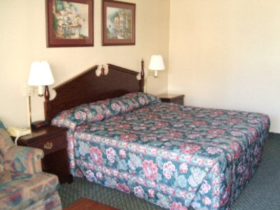 Room W/king