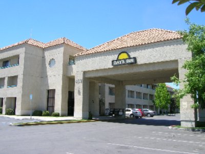 Welcome To Days Inn Perris