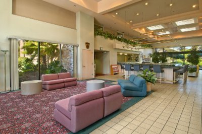 Ramada Silicon Valley - Lobby