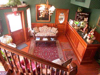 Lahaina Inn - Lobby