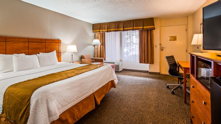 2 Queen Suite