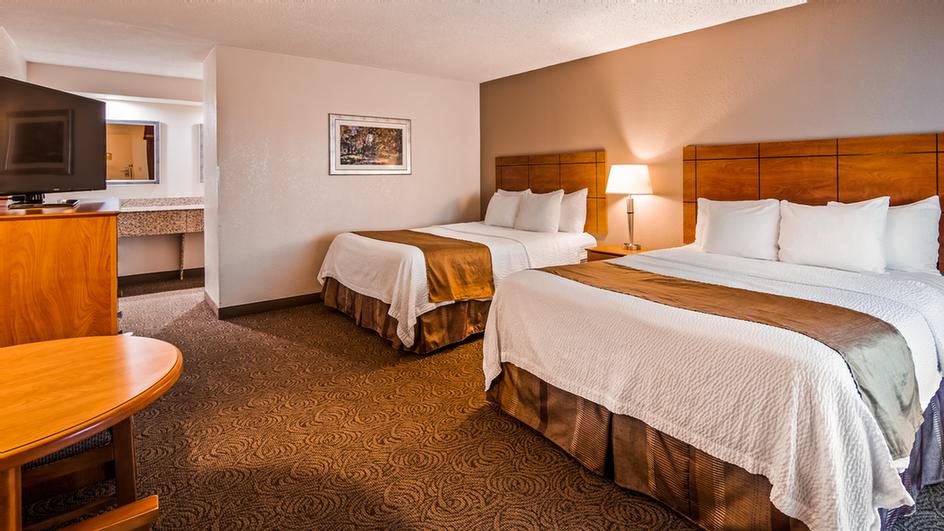 2 Queen Suite