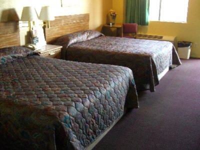 Knights Inn - 