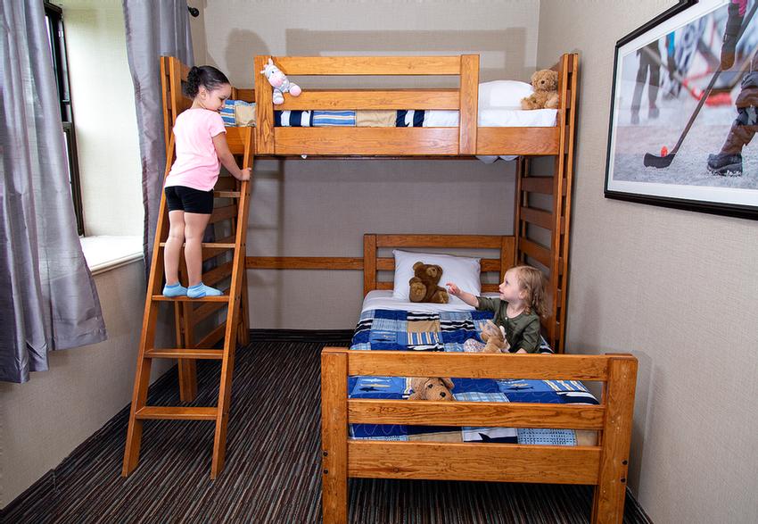 Best Western Brant Park Inn & Conference Centre - Family Suites