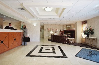 Residence Inn Tysons Corner Mall - Hotel Lobby